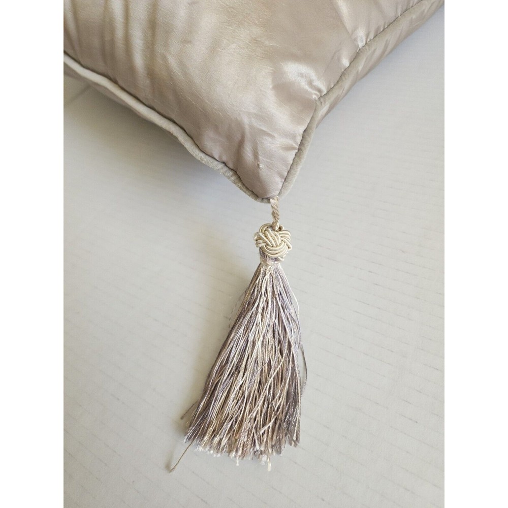 Royal Velvet JCP Decorative Pillow Embroidered Applique Tassels 18"x18" Beige - Picture 10 of 14